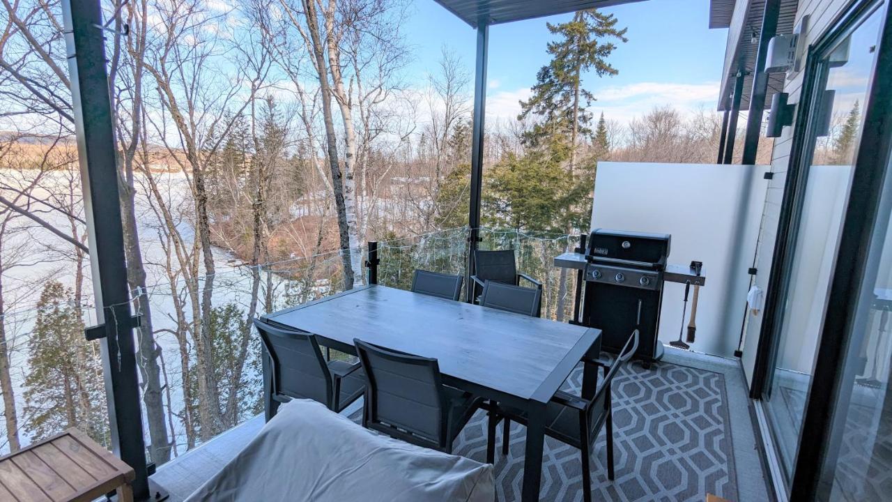 Le Riverain - Condo Neuf Au Bord De L'Eau Shawinigan Extérieur photo