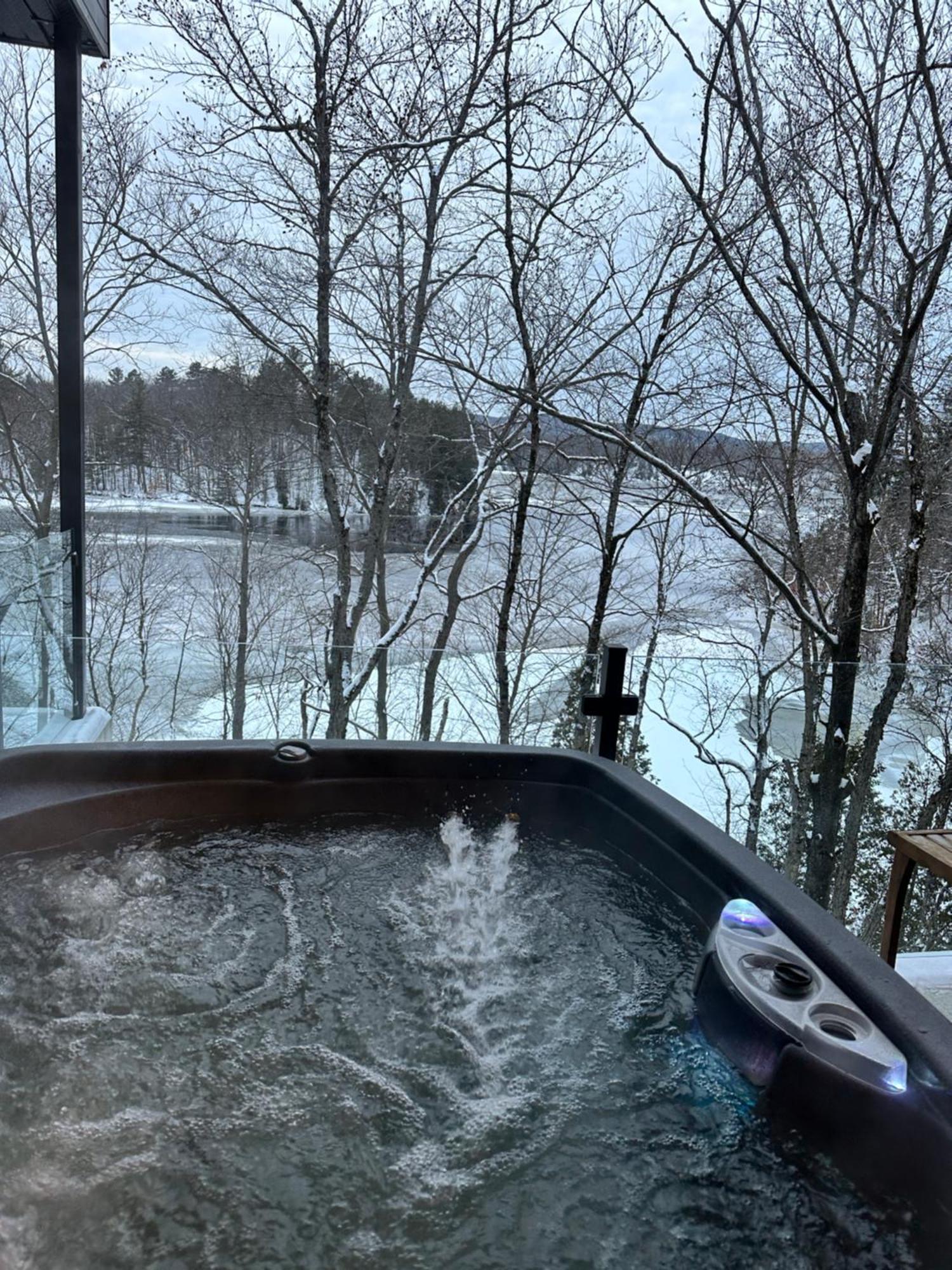 Le Riverain - Condo Neuf Au Bord De L'Eau Shawinigan Extérieur photo